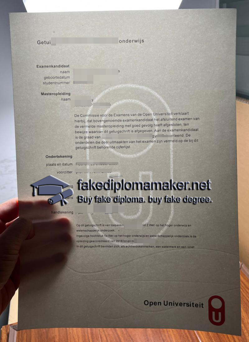 Open Universiteit diploma with watermark